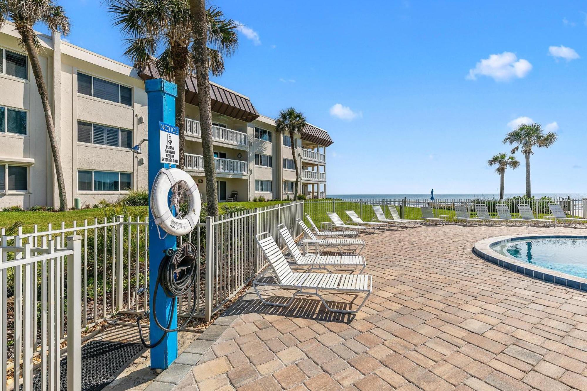 Chateau By The Sea 13C New Smyrna Beach Exterior photo