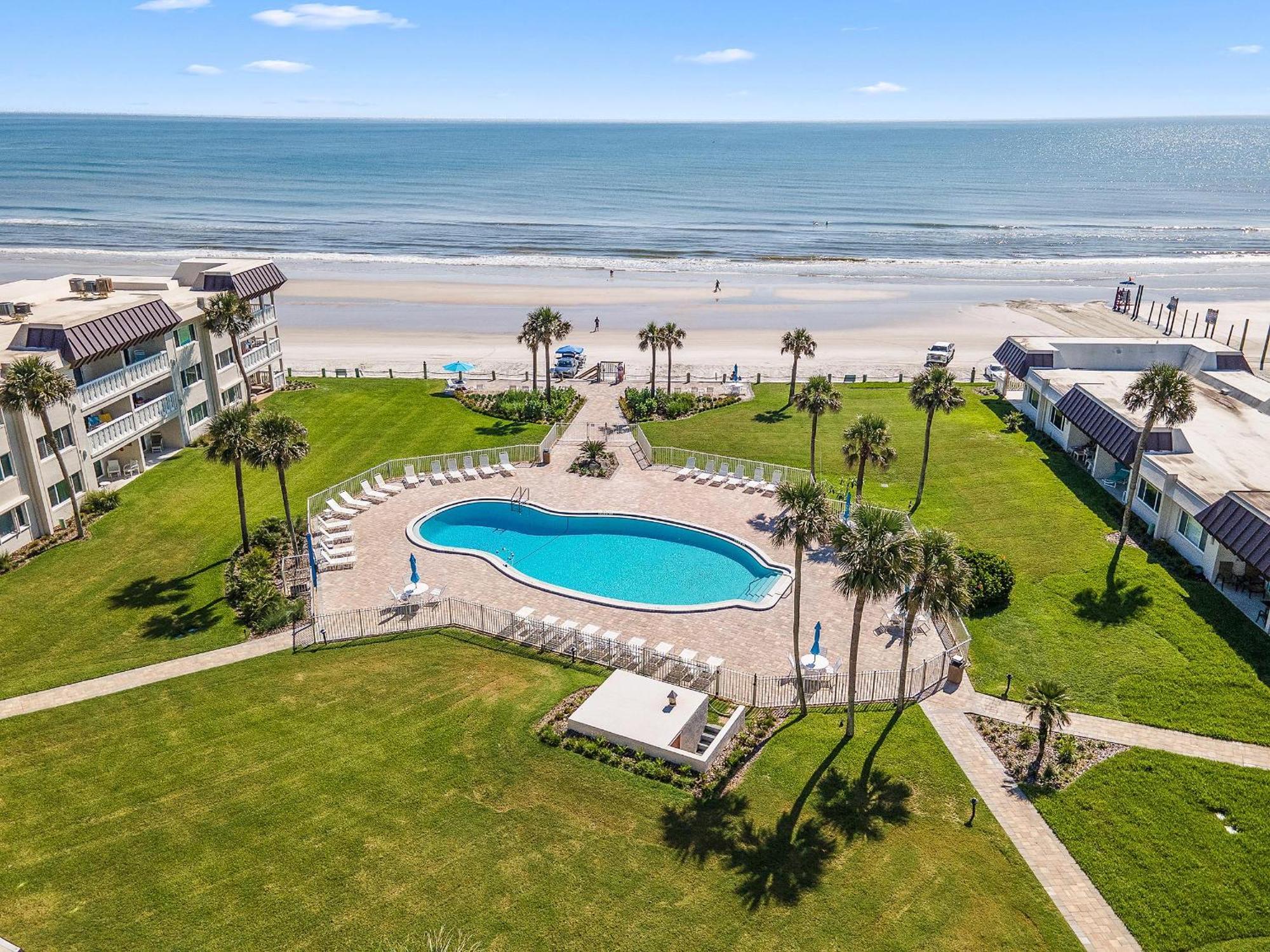 Chateau By The Sea 13C New Smyrna Beach Exterior photo